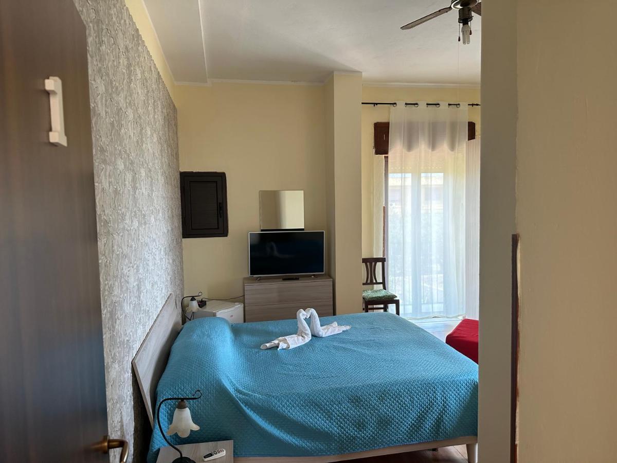 Baia Dei Turchi Locazione Turistica Hotel Realmonte Ngoại thất bức ảnh